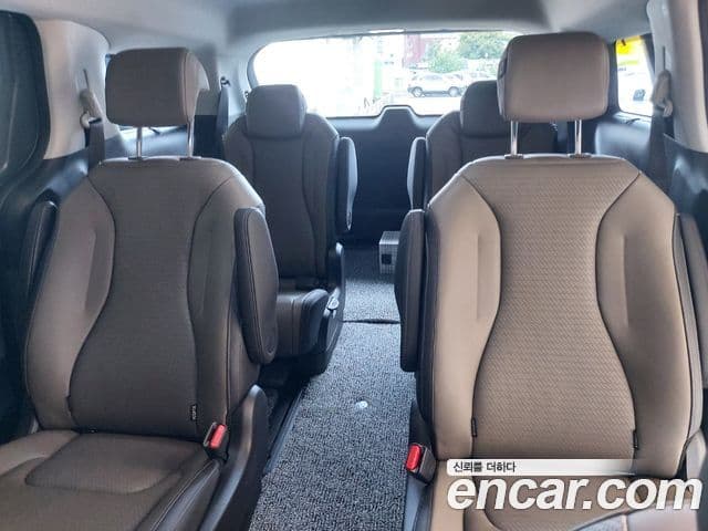 Kia Carnival 2025 — ფოტო 14/20