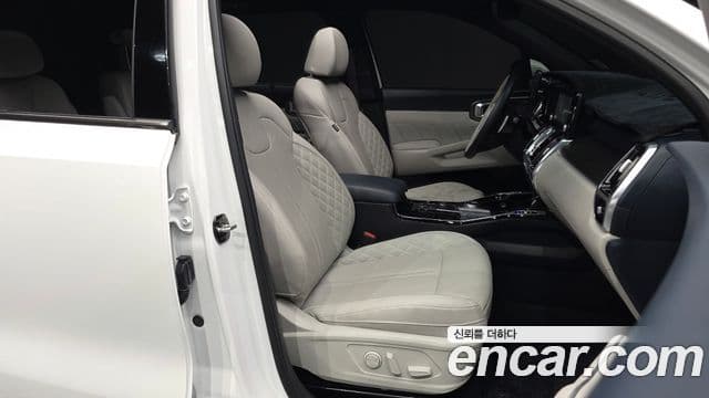Kia Sorento 2023 — Şəkil 11/20
