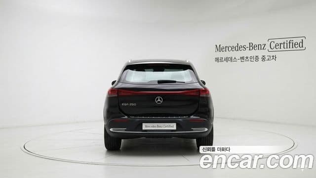 Mercedes-Benz EQA 2025 — ფოტო 4/11