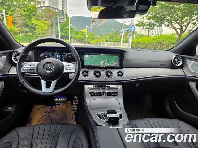 Mercedes-Benz CLS-Class 2020 — ფოტო 6/18