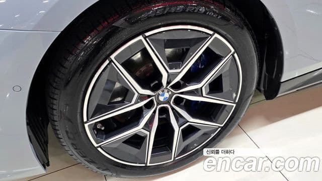BMW i5 2026 — ფოტო 9/20