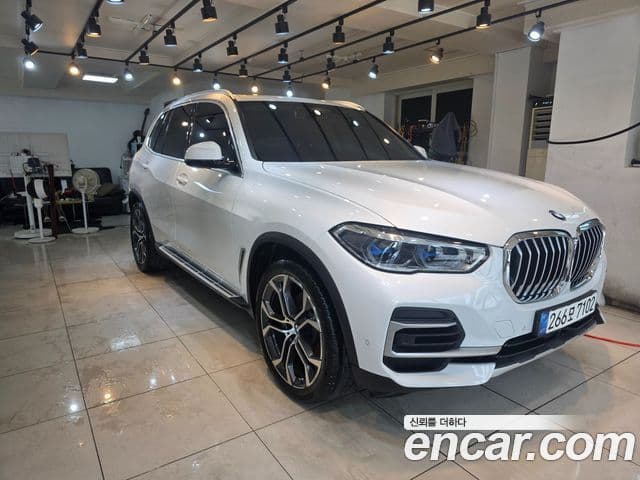 BMW X5 2022 — Şəkil 9/16