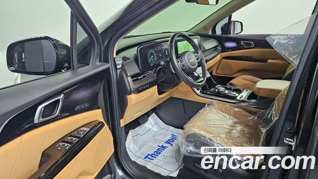 Kia Carnival 2023 — ფოტო 10/20