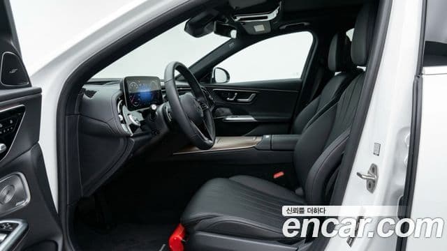 Mercedes-Benz E-Class 2025 — Şəkil 9/12