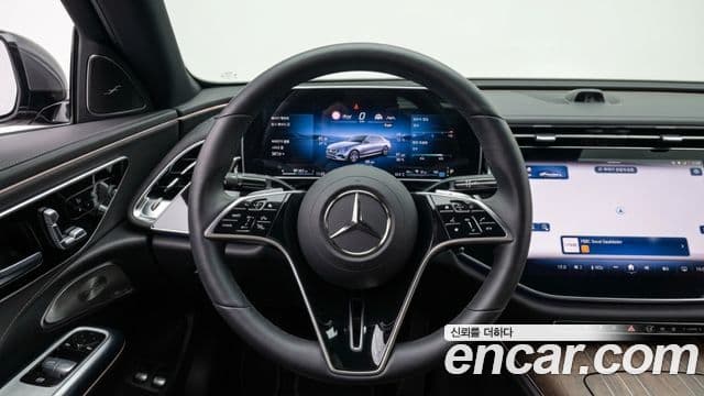Mercedes-Benz E-Class 2025 — Şəkil 11/12
