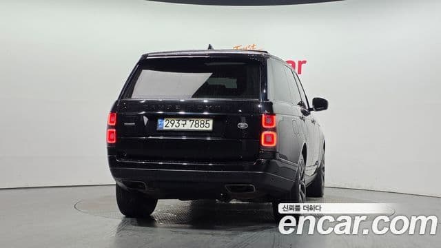 Land Rover Range Rover 2018 — ფოტო 4/20