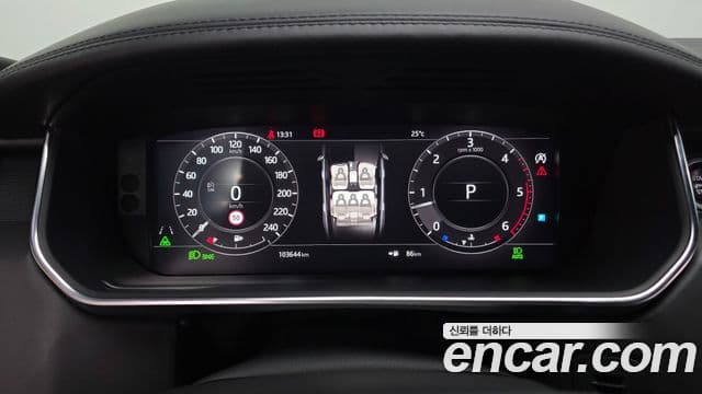 Land Rover Range Rover 2018 — ფოტო 8/20