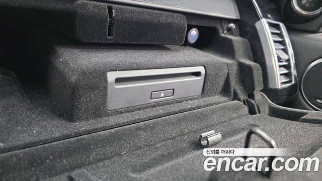 Land Rover Range Rover 2018 — ფოტო 14/20