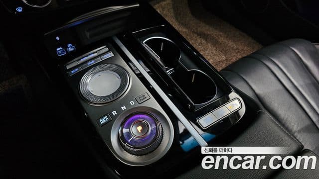 Genesis Electrified G80 2021 — Şəkil 9/20