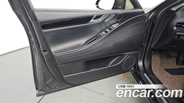 Genesis G80 2021 — Şəkil 33/33
