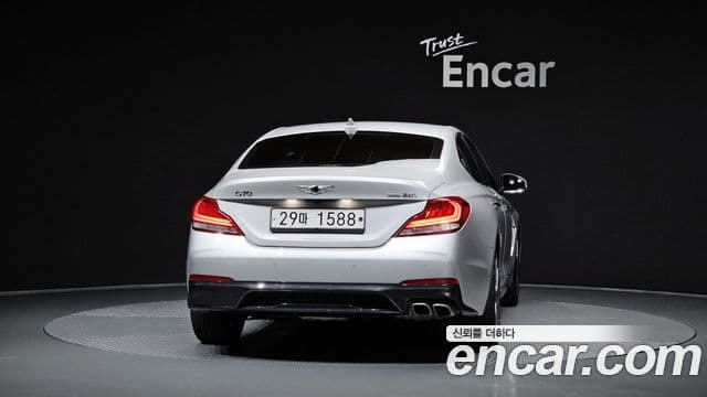 Genesis G70 2018 — ფოტო 21/34