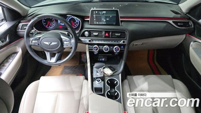 Genesis G70 2018 — ფოტო 9/34