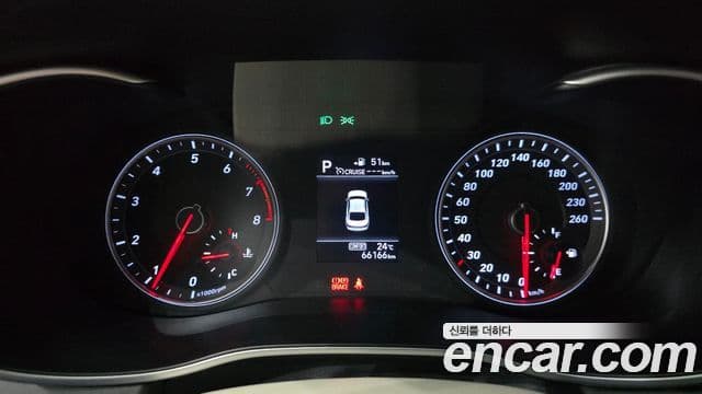 Genesis G70 2018 — ფოტო 18/34