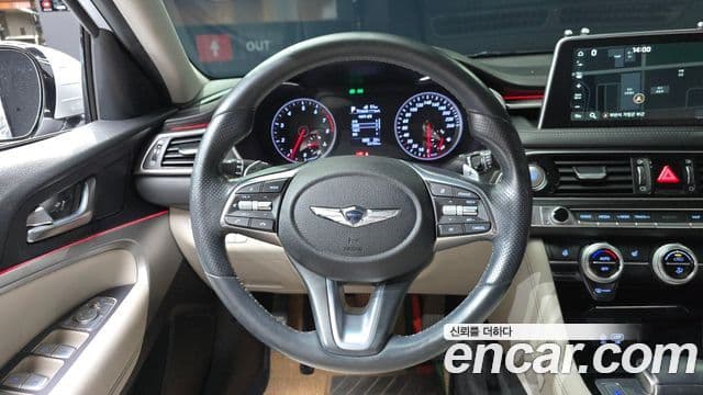 Genesis G70 2018 — ფოტო 25/34