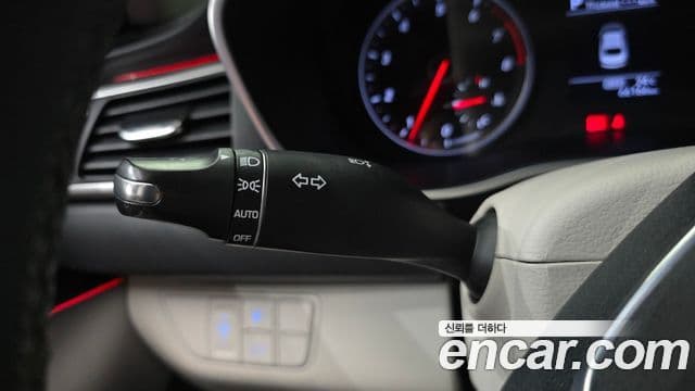 Genesis G70 2018 — ფოტო 4/34