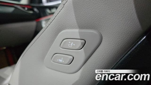 Genesis G70 2018 — ფოტო 34/34