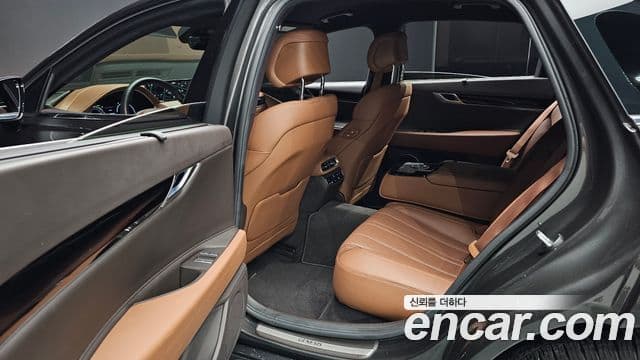 Genesis Electrified G80 2022 — фото 12 из 20