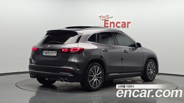 Mercedes-Benz GLA-Class 2022 — ფოტო 2/20