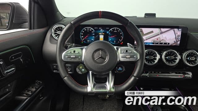 Mercedes-Benz GLA-Class 2022 — ფოტო 14/20