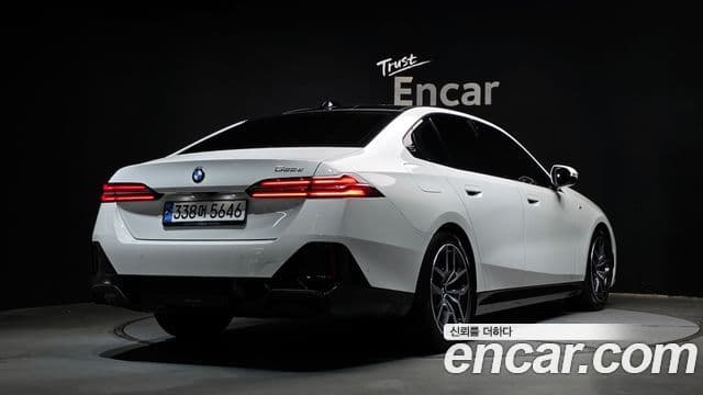 BMW 5 Series 2024 — ფოტო 2/20
