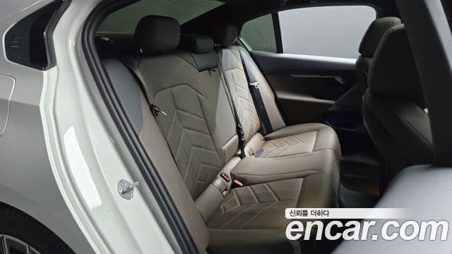 BMW 5 Series 2024 — ფოტო 11/20