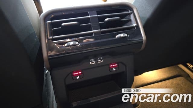 BMW 5 Series 2024 — ფოტო 18/20
