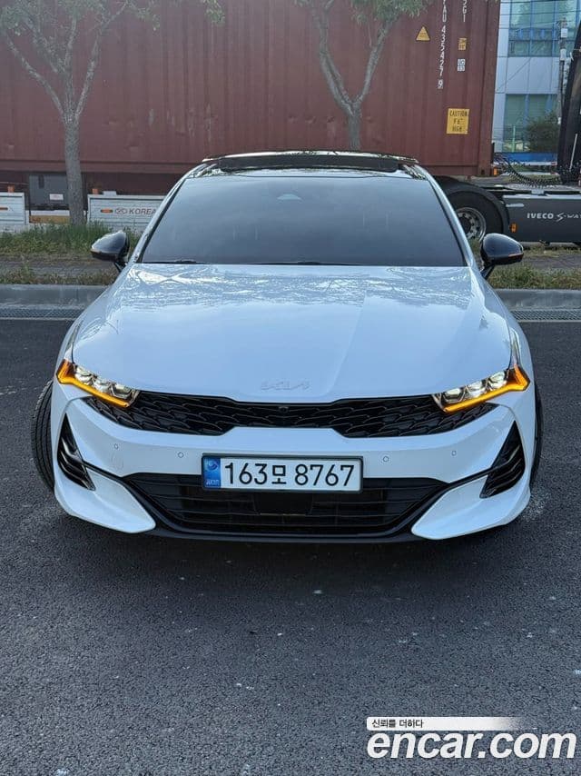 Kia K5 2022 — ფოტო 9/14