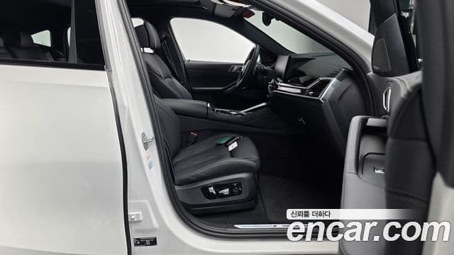 BMW X6 2024 — Photo 21/36