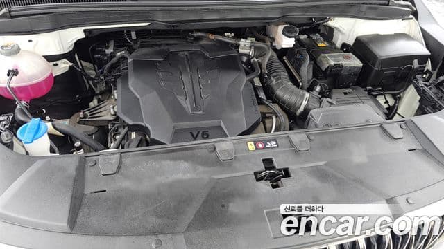 Kia Carnival 2021 — ფოტო 6/20