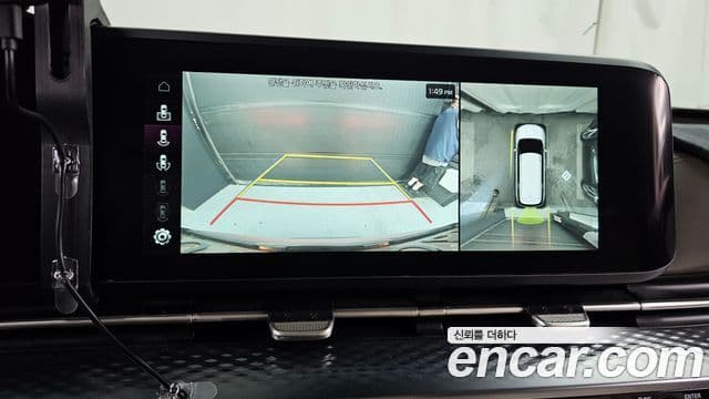 Kia Carnival 2021 — ფოტო 15/20