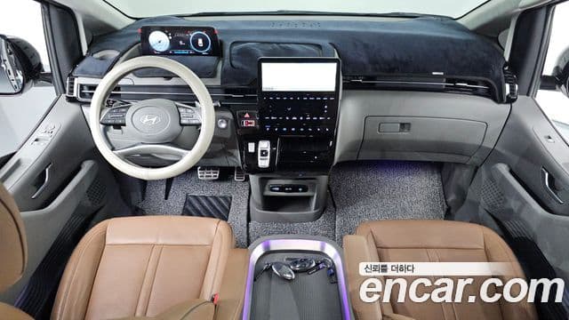 Hyundai Staria 2025 — ფოტო 7/20