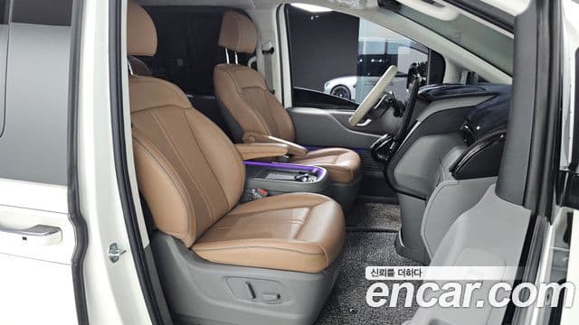 Hyundai Staria 2025 — ფოტო 12/20