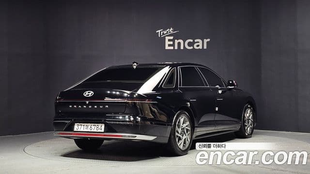 Hyundai Grandeur 2023 — Şəkil 2/20