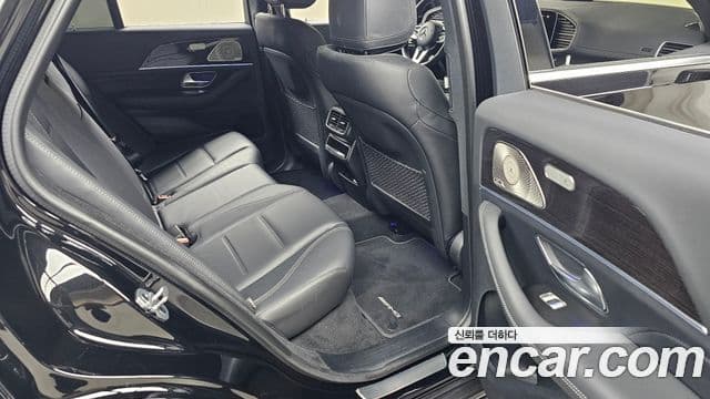 Mercedes-Benz GLE-Class 2023 — Фото 12/20
