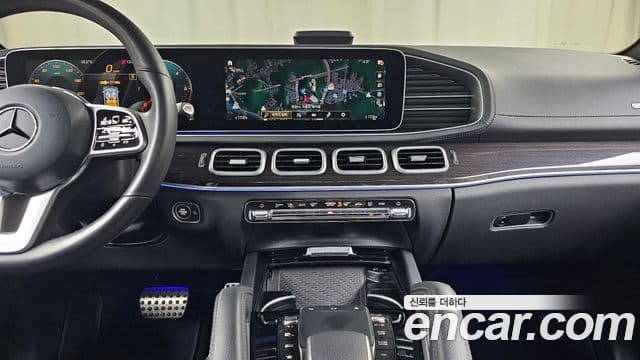 Mercedes-Benz GLE-Class 2023 — Фото 13/20