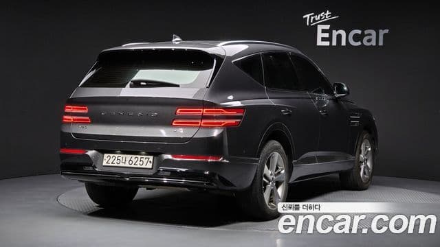 Genesis GV80 2020 — Şəkil 2/20