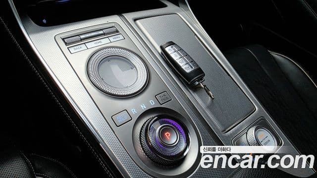 Genesis GV80 2020 — Şəkil 9/20