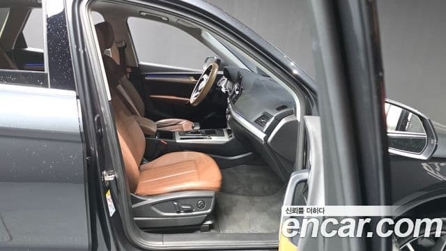 Audi Q5 2021 — Фото 11/20