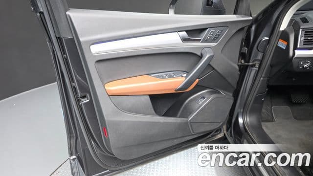 Audi Q5 2021 — Photo 29/32