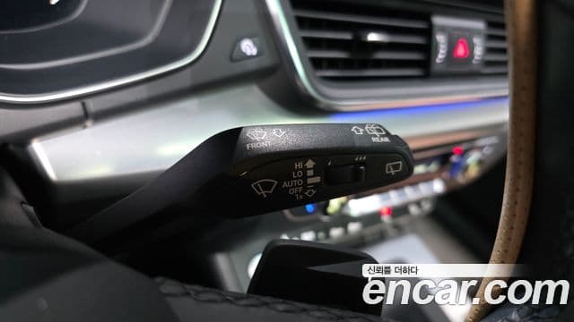 Audi Q5 2021 — Photo 6/32