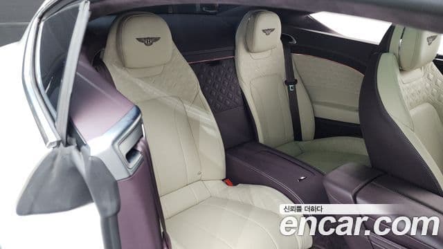 Bentley Continental GT 2021 — ფოტო 11/20