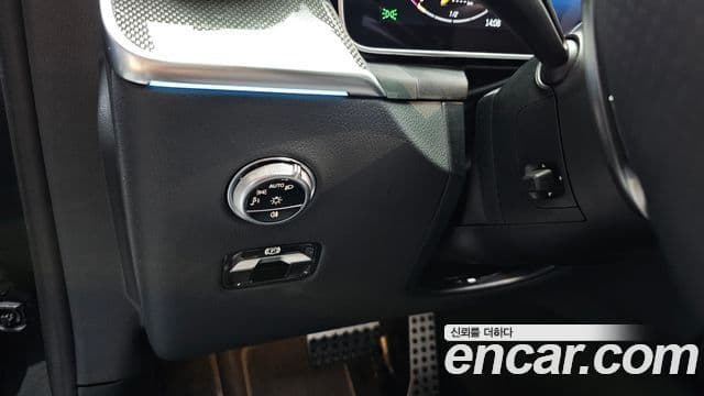 Mercedes-Benz GLC-Class 2024 — Photo 24/38