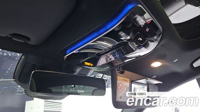 Mercedes-Benz GLC-Class 2024 — Photo 34/38
