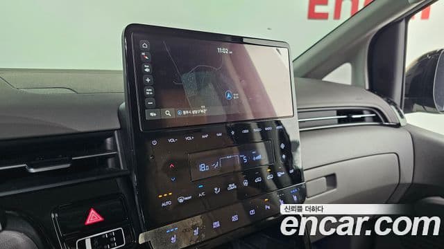Hyundai Staria 2023 — ფოტო 16/20