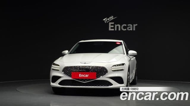 Genesis G70 2023 — Photo 14/32