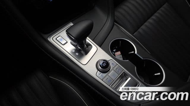 Genesis G70 2023 — Photo 21/32