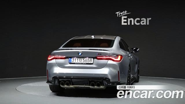 BMW M4 2023 — ფოტო 4/20