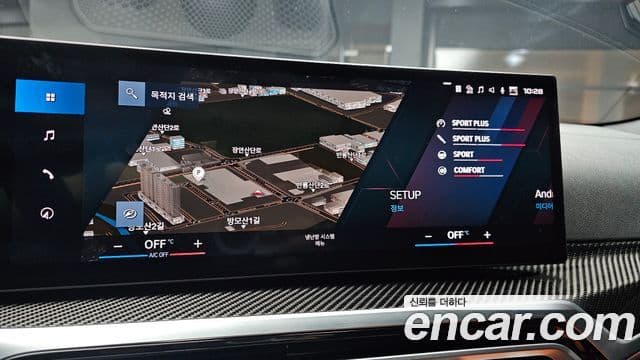 BMW M4 2023 — ფოტო 13/20