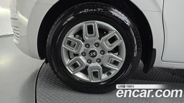 Hyundai Staria 2025 — Şəkil 5/20