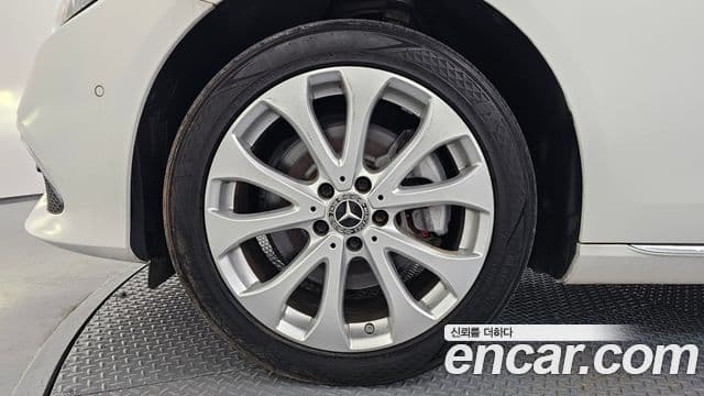 Mercedes-Benz E-Class 2020 — Şəkil 5/20